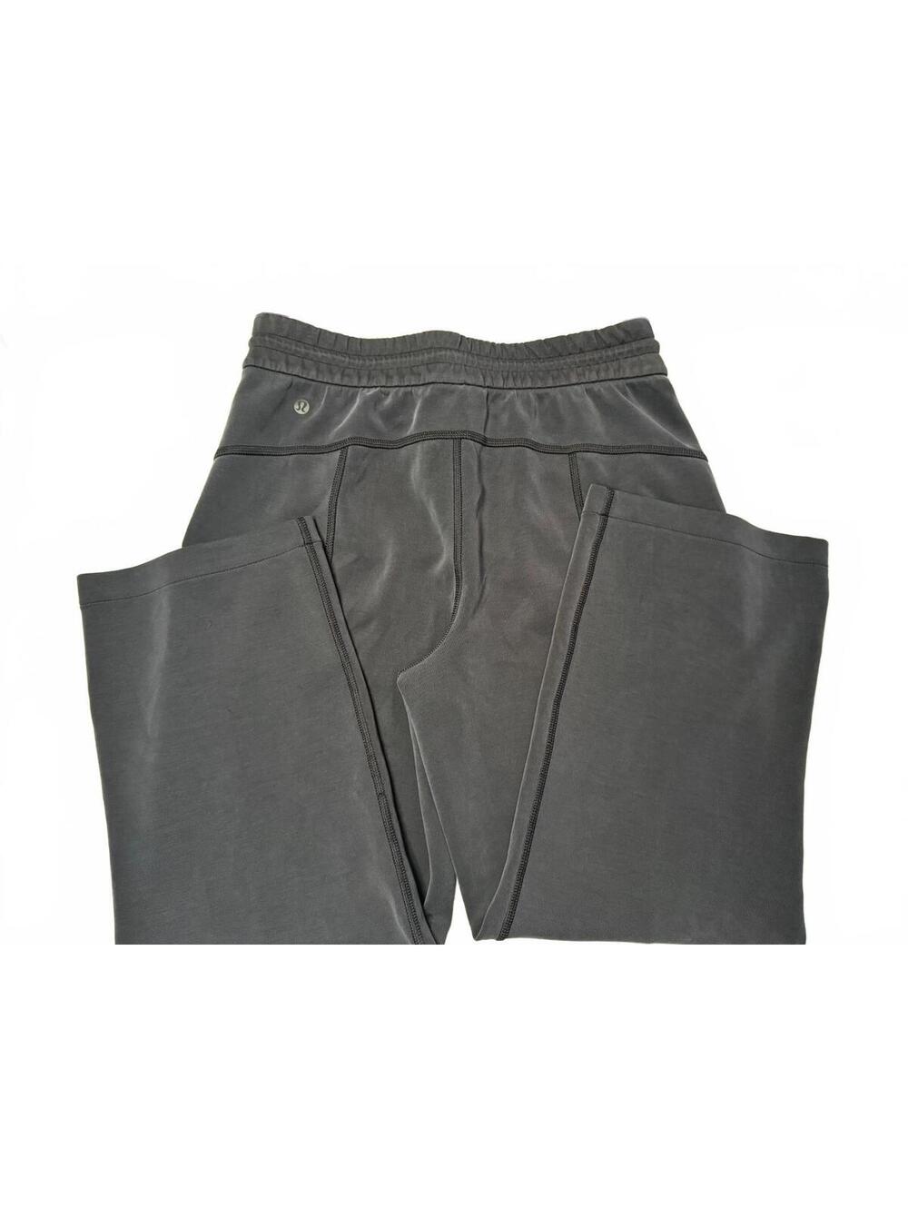 Lululemon Softstreme High-Rise Straight-Leg Crop Pants – Size 6